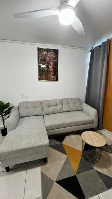 Appartement Proche Aeroport Au Rez-De-Chaussee Les Abymes Exteriér fotografie